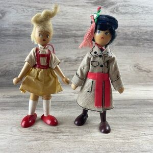 Vintage Wooden Dutch Peg Dolls Lot Of 2